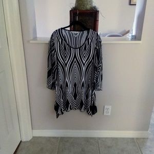 Peter Nygard Tunic Top